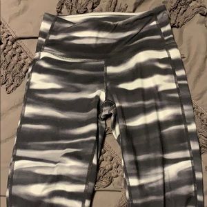 Athleta cropped leggings